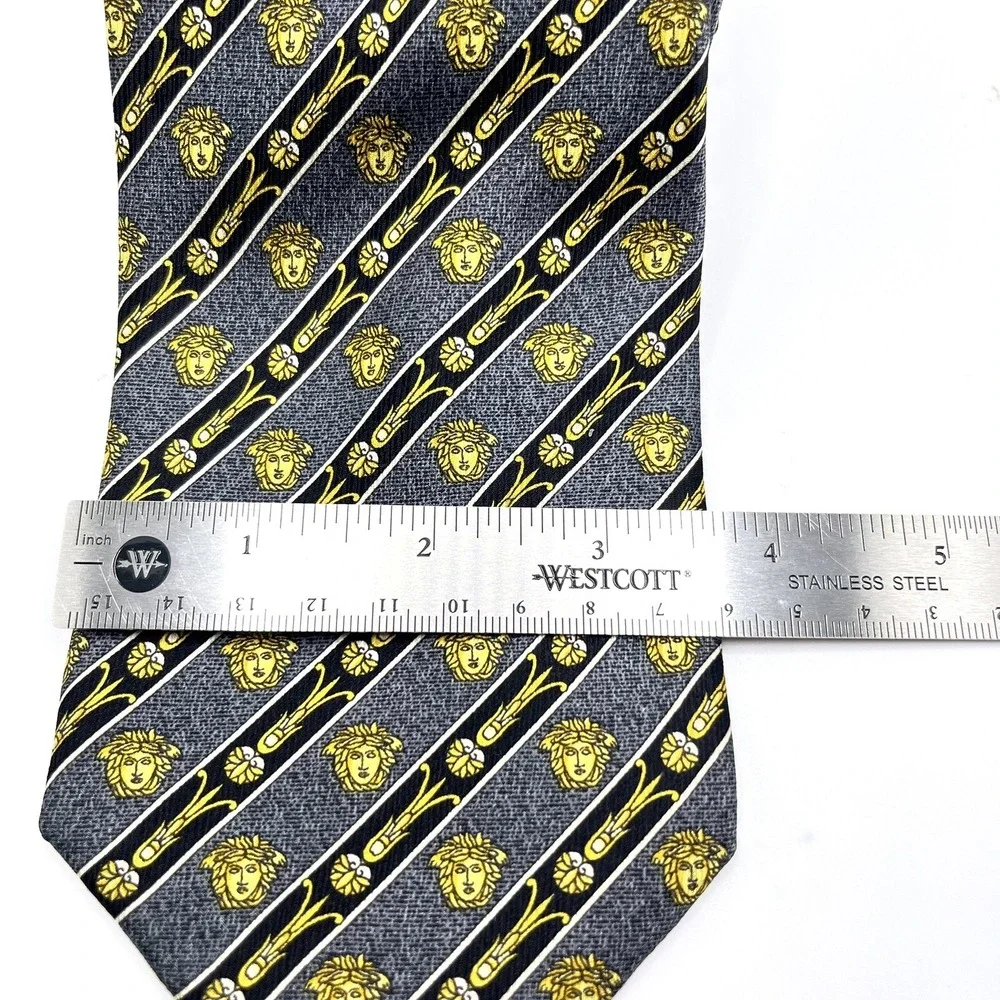 GIANNI VERSACE VINTAGE '90s BAROQUE MEDUSA HEADs Black‎ Gray Stripes ITALY BLACK
